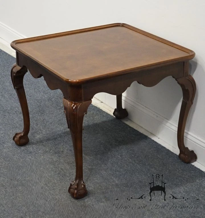 MUEBLES HENREDON Tradicional Bandas Caoba 28" Acento Cuadrado... Foto 3 de 4