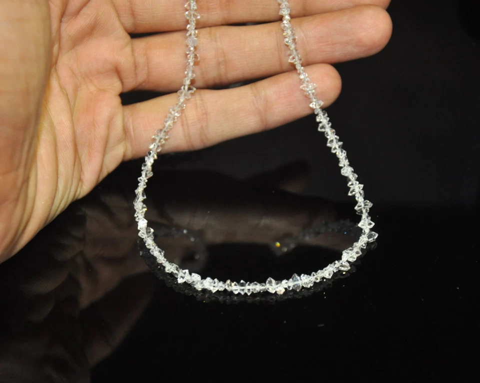 Cuentas de cuarzo de diamante Herkimer transparentes de alta calidad, tamaño natural 3 mm 16" hilo Foto 2 de 4