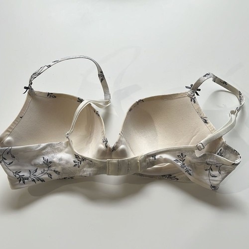 Victoria's Secret Lined Demi Bra 36B Floral Embellished Feminine Pretty Crystals - Picture 2 of 5