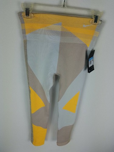 Nike Dri-Fit Sculpt Icon Clash Training 