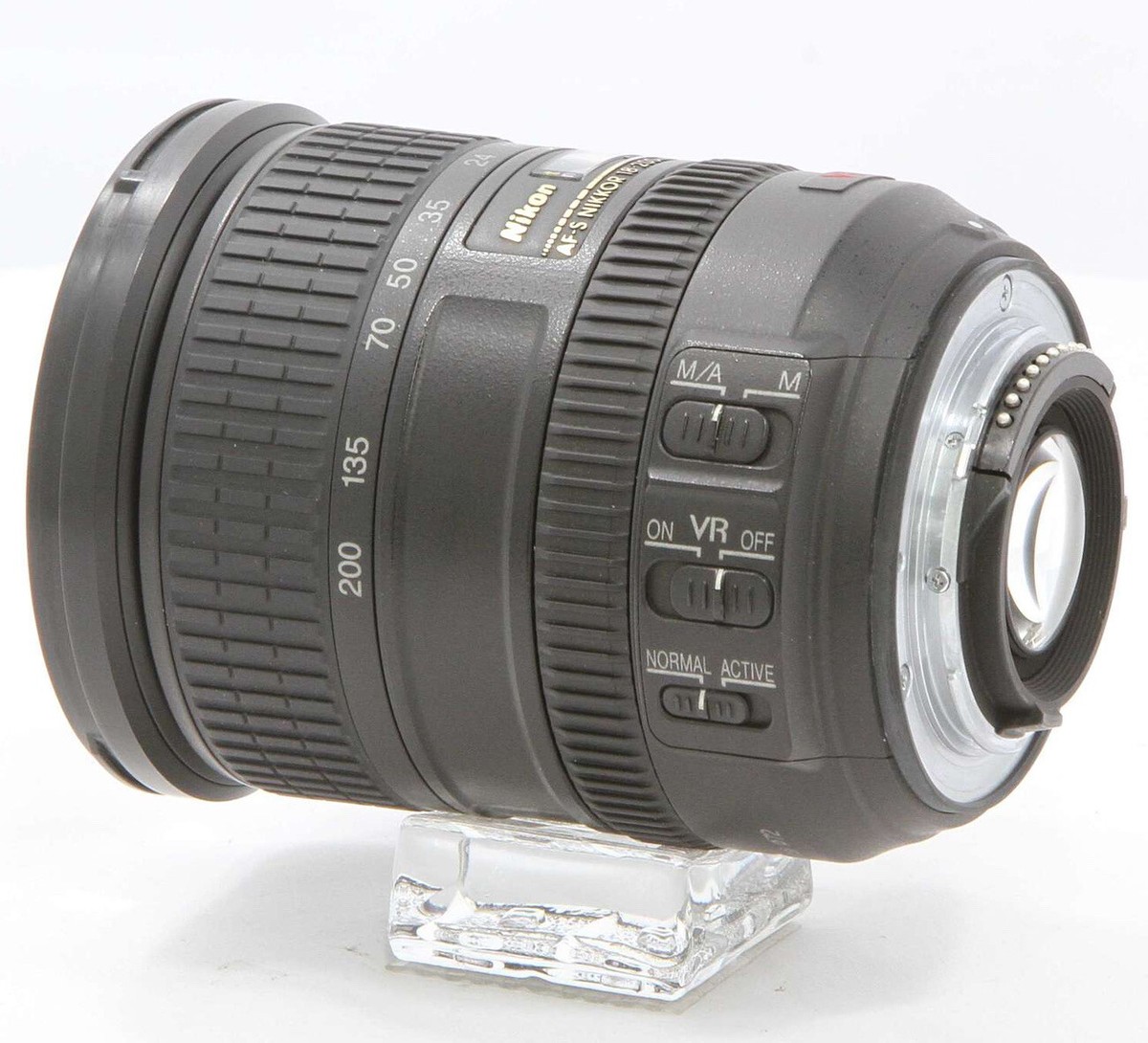 Nikon AF-S DX VR ED 18-200mm F3.5-5.6 G Lens F. SLR Digital Camera