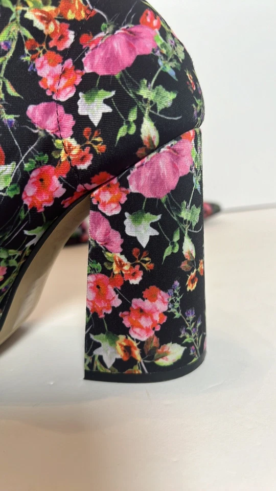 Botas Calcetín Floral Steve Madden Lombard Talla 7.5 Foto 2 de 4