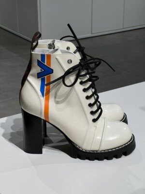 Authentic Louis Vuitton Star Trail White Leather Monogram Boots Size EU 40 US 10