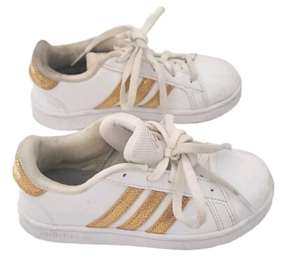 Adidas Sneakers White with Gold Stripe Leather Size 11K kids