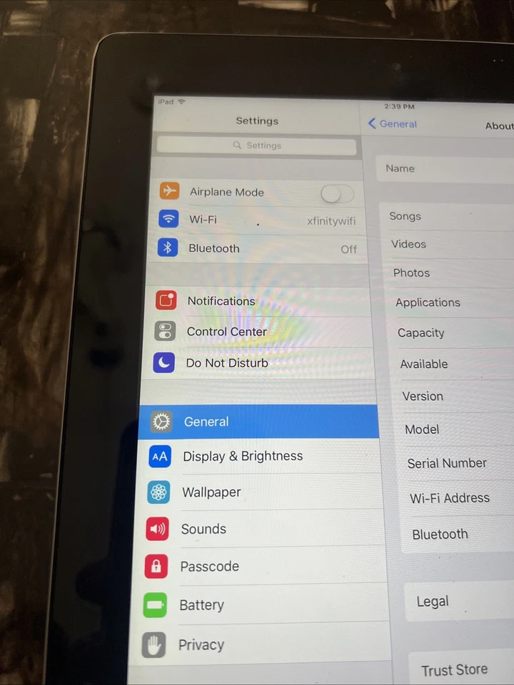 APPLE iPad 3-го поколения 16GB, Wi-Fi, 9,7» черный MC705LL/A - Изображение 2 из 4