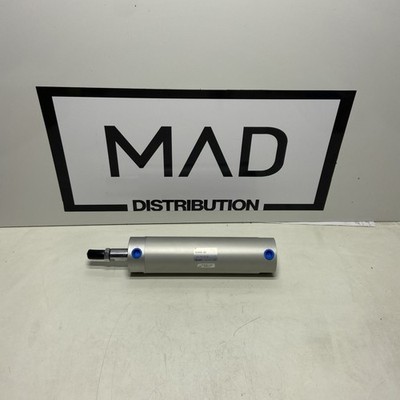 New! SMC Pneumatics Air Cylinder NCDGBN50-0550