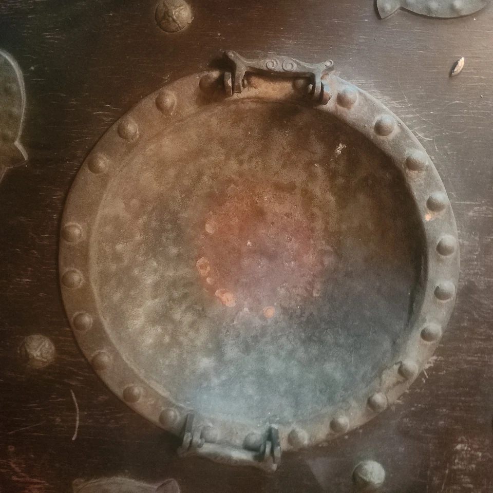 Mesa de centro brasero renacimiento español de Artes de México Internacionales Foto 3 de 4