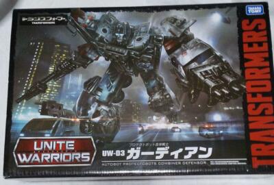 Takara Tomy Transformers Unite Warriors Defensor Guardian UW03
