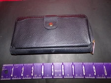 Black Pebbled Faux Leather Single Zip Wallet Wristlet EXCELLENT