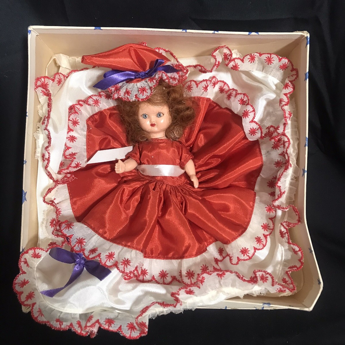 A Hollywood Doll Nursery Rhymes Bonnie Blue Bell 1940's Sleepy