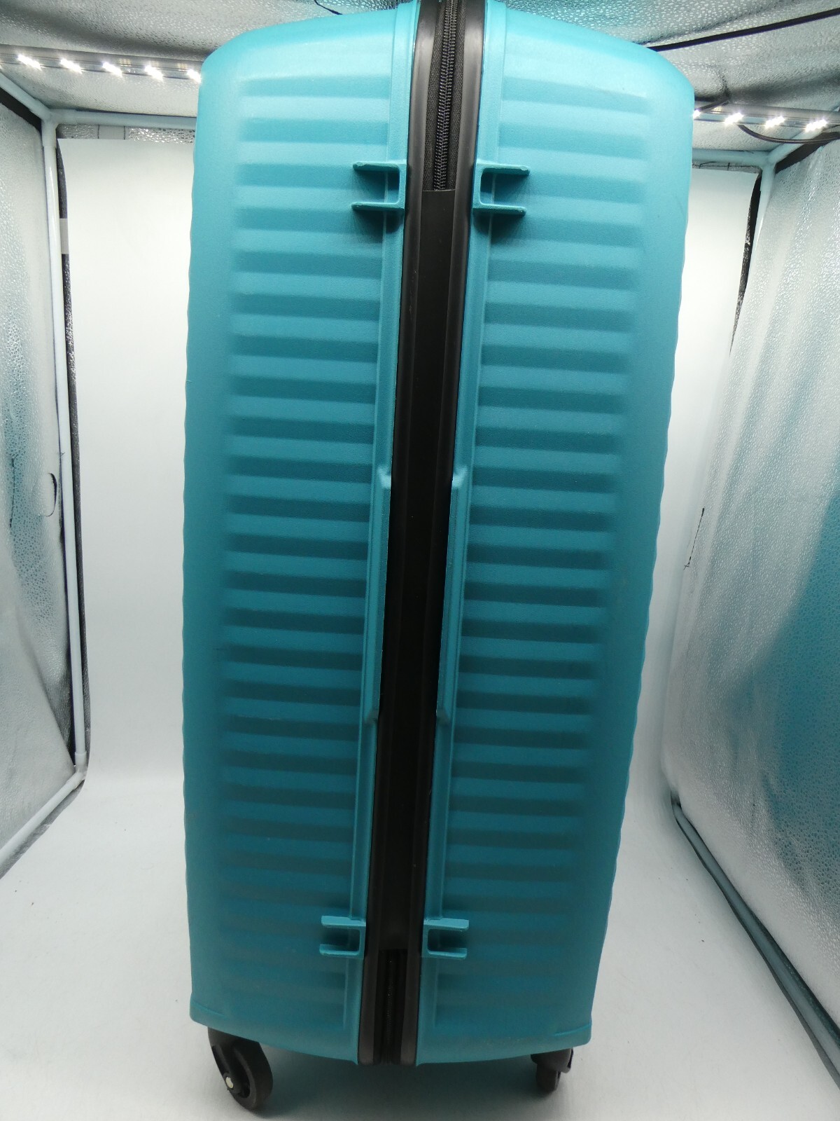 Quality Branded AMERICAN TOURISTER X Large 4 Wheeled Travel Case