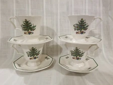 Vintage Nikko Japan Christmastime Set Of 4  Footed Cups & Saucers