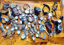 Large Lot Quartz Watches For Parts Repair Guess Lorus Phasar Genva 3.9 Lbs