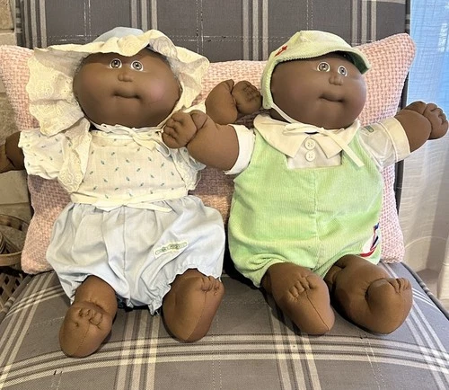 Vintage 14” Cabbage Patch Kids Dolls Black Signature 1985 Boy/Girl Hair Tuft HM1