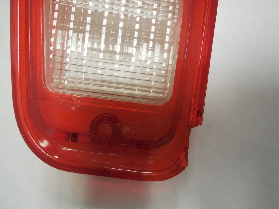 NOS 1973 1974 FORD F100 F250 F350 LUZ TRASERA LENTE LH Foto 2 de 3