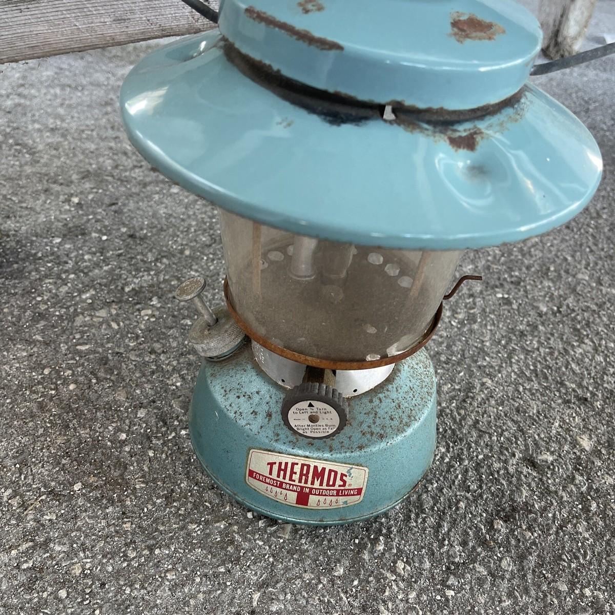Vintage Lantern by Thermos Model 8312 Camp Lantern Uses Any