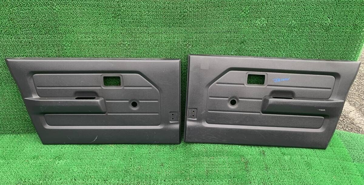 Suzuki Jimny JA22 Genine Door Panel Cover Internal Attachment Trim
