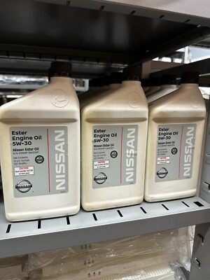 ESTER ENGINE OIL 5W30 1 QUART BOTTLES