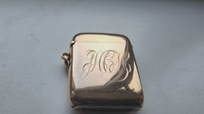 9ct gold vesta case (30.3g) 1902 Edward VII