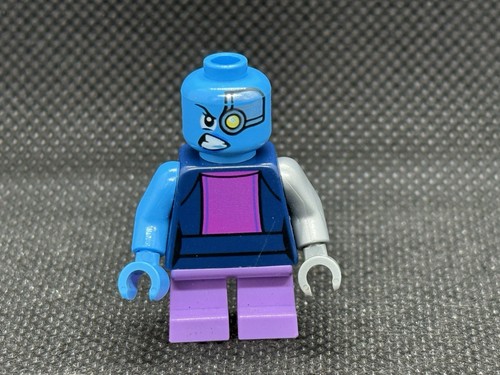 Lego Nebula Minifigure 76090 Short Legs Marvel Super Heroes