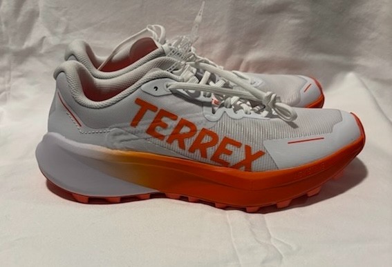 NEW Adidas Women's Terrex Agravic 3 Trail Running White Orange JI0955 Size 10 thumbnail 2