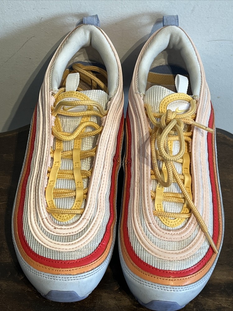 Pre-Owned Nike Air Max 97 in Football Grey Light Thistle - Womens Size 8