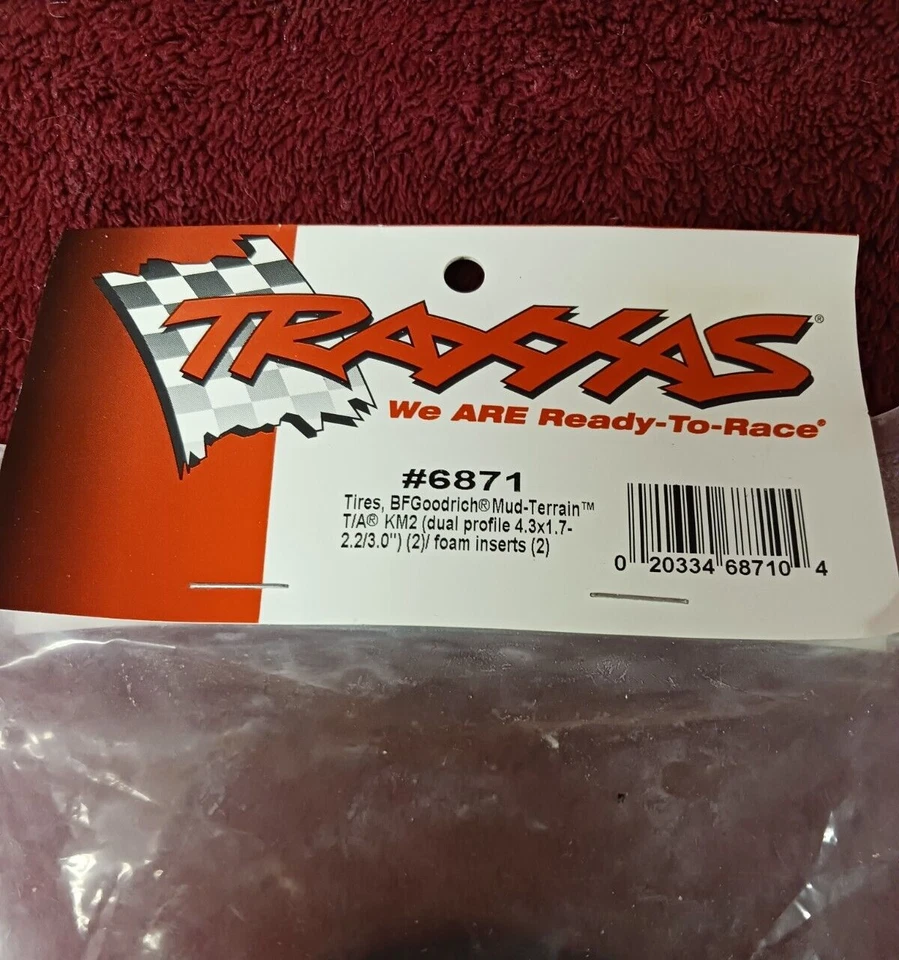 Traxxas 6871 2.2/3.0 BFGoodrich Mud-Terrain TA KM2 Tire w/Foam  #8093 - Image 2 of 3