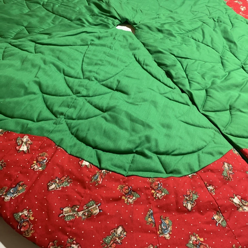 Vtg Christmas Tree Skirt Patchwork Quilted 50” Red Green Tree Shape Quilting EUC - Image 3 of 4
