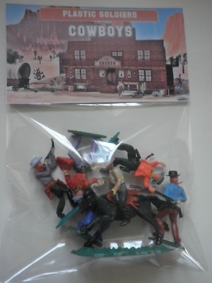 Lot De Soldats Jouets Vintage – Blisters Timpo Swoppets, Made In Hong Kong