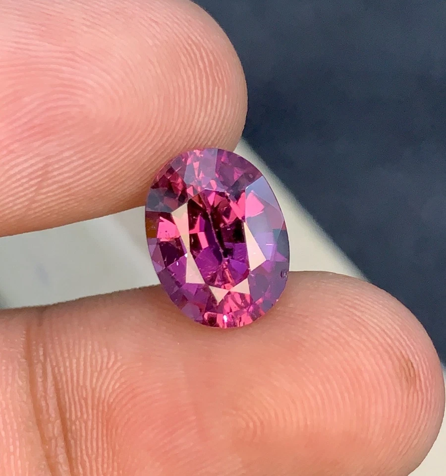 Reddish Pink Rubellite Tourmaline Gemstone, Tourmaline Loose Stone - 3.90 Carats - Image 2 of 4