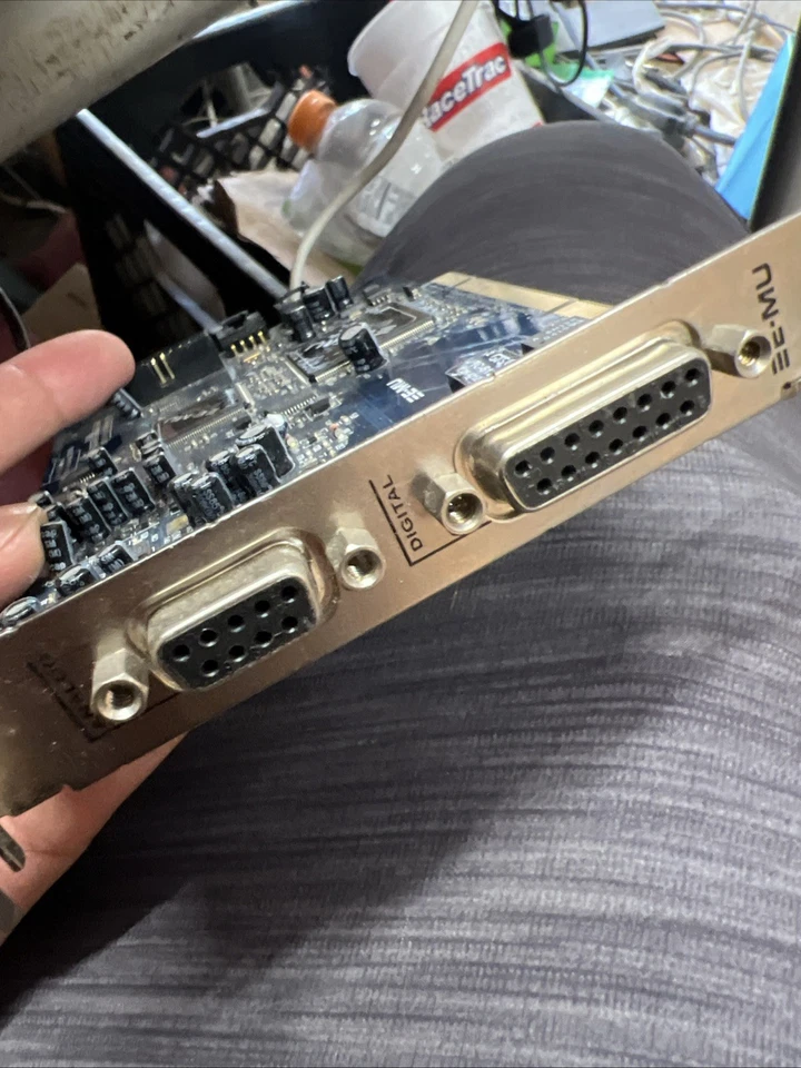 Innovative E-MU E-DSP 8850 EM8850 Pci DIGITAL/ANALOG Sound Card - Image 3 of 4