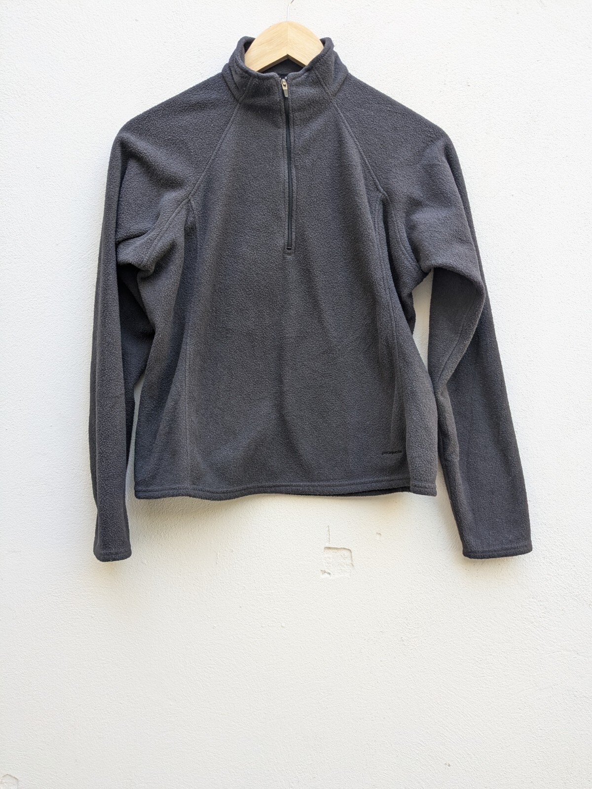 Patagonia Womens Capilene Fleece 1/4 Zip Pullover Gray Size M