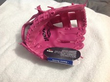 Voit 9.5 Inch Pink Cammo Baseball Glove - V Wedge