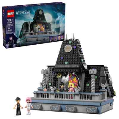 Lego Wednesday & Enid's Dorm Room 76781 Wednesday Minifigure