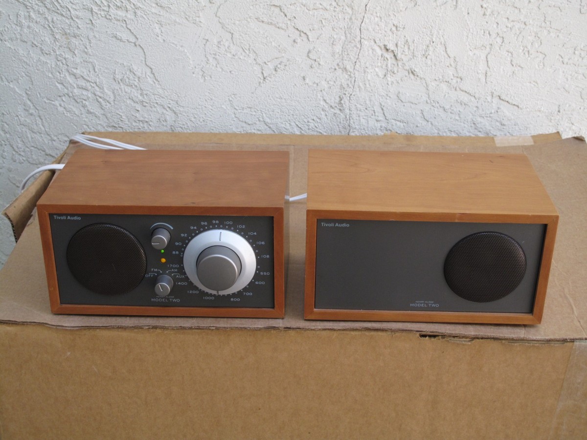 Tivoli Audio Model Two Stereo Radio 国内仕様 Tivoli Model Two Stereo Radio - YouTube