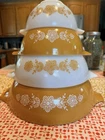 Set 4 Pyrex Butterfly Gold Cinderella Mixing Nesting Bowls 441, 442, 443 & 444