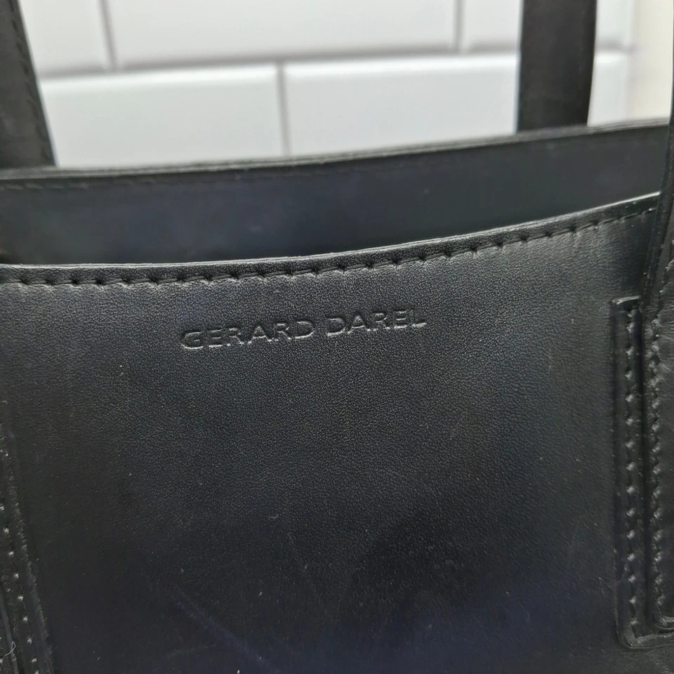 Bolso de mano Gerard Darel de cuero negro Foto 2 de 4