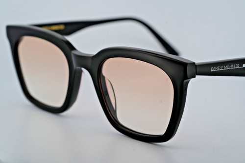 Gentle Monster Momati Sunglasses Full Rim Plastic Square Lightweight Designer