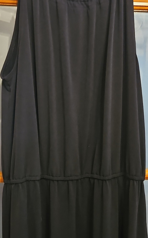 Banana Republic Women's Black Solid Rayon Dress, Size M Regular