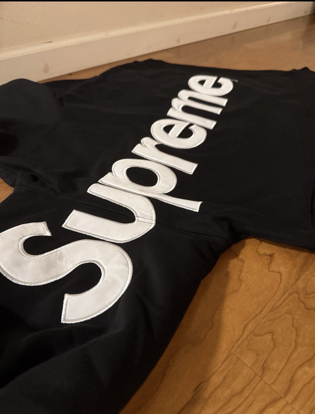 Size Large - Supreme Satin Applique Hooded Sweatshirt (FW24) Black thumbnail 2