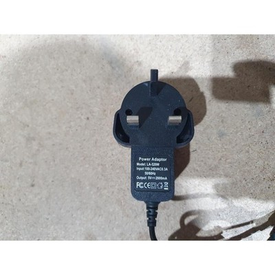 LA-520W Netzteil Adapter schwarz 5 V 2 A tragbarer UK-Stecker für Android Tablet PC