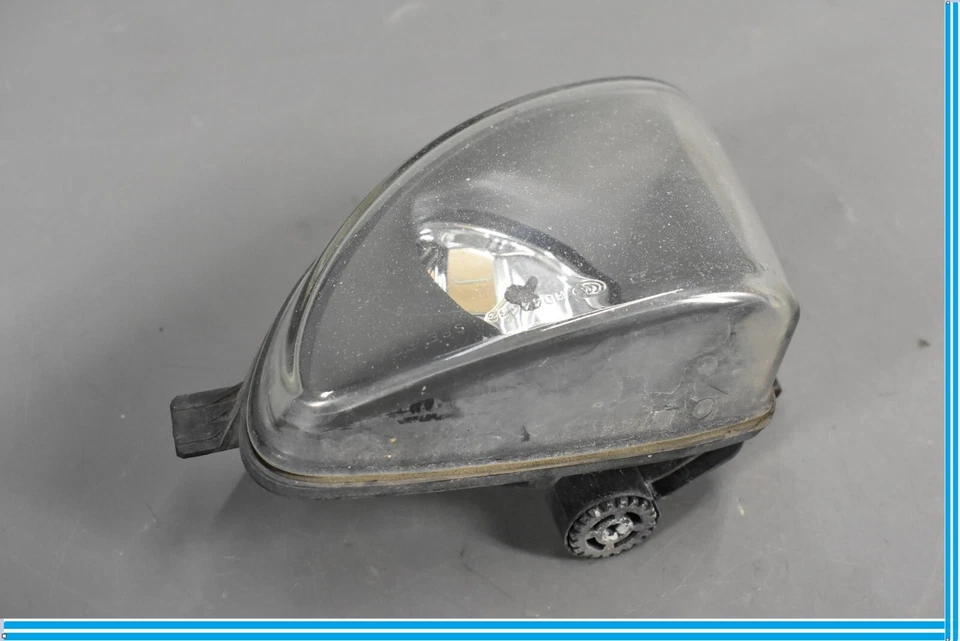 BMW 528I F10 2012-2013 sedán delantero izquierdo conductor parachoques inferior luz antiniebla OEM Foto 4 de 4
