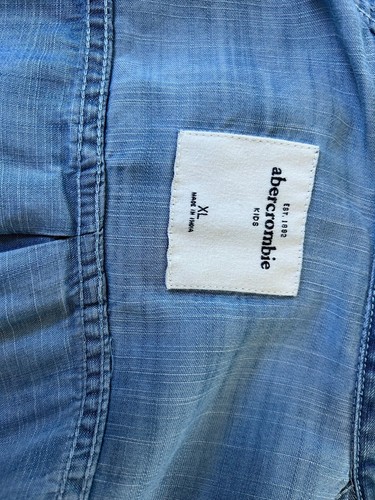 Abercrombie and Fitch blue denim button down shirt XL Kids or XS Women's - Picture 8 of 10