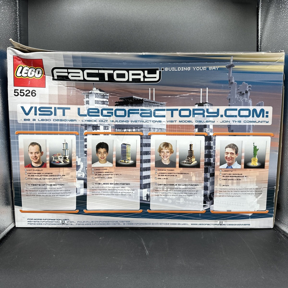 2005 Lego Factory Skyline 5526 Set Statue of Liberty Skyscrapers