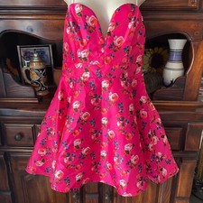 Windsor fuschia hot pink Floral Strapless 13/14 Dress party Cocktail Mini flair