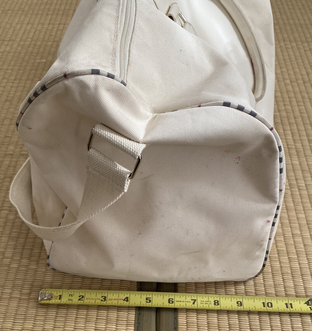 Vintage Burberry Fragrance White Duffle Tote Bag Keepall Novacheck