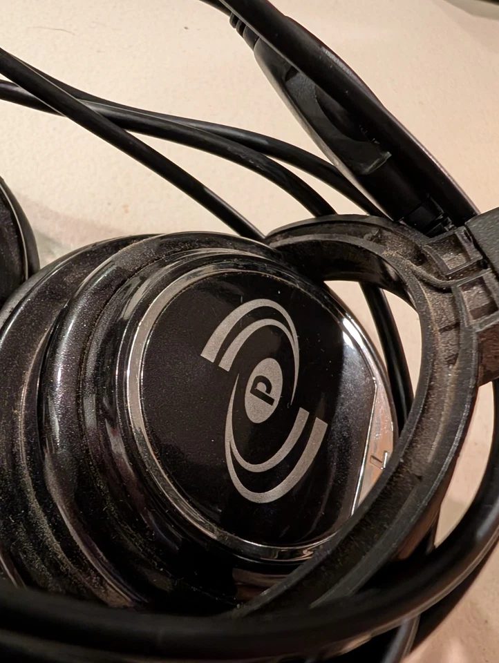 PylePro Profesional DJ Auriculares Hi-Fi Sonido Estéreo DJ Auriculares con Cable Foto 3 de 4