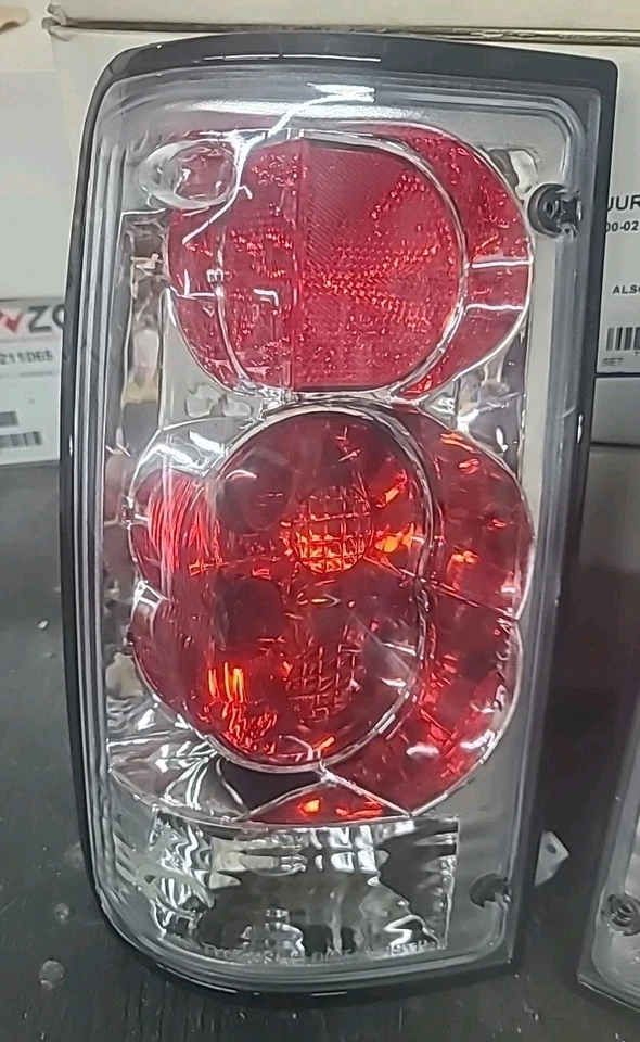 For 1989-1995 Toyota Pickup SR5/DLX/RN02/Base Chrome/Red Clear Brake Tail Lights - Image 2 of 4
