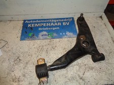 Triangle de suspension Mitsubishi CARISMA