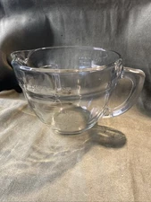 VTG The Pampered Chef 4 Cup Glass Measuring Mixing Batter Bowl #89 / No Lid